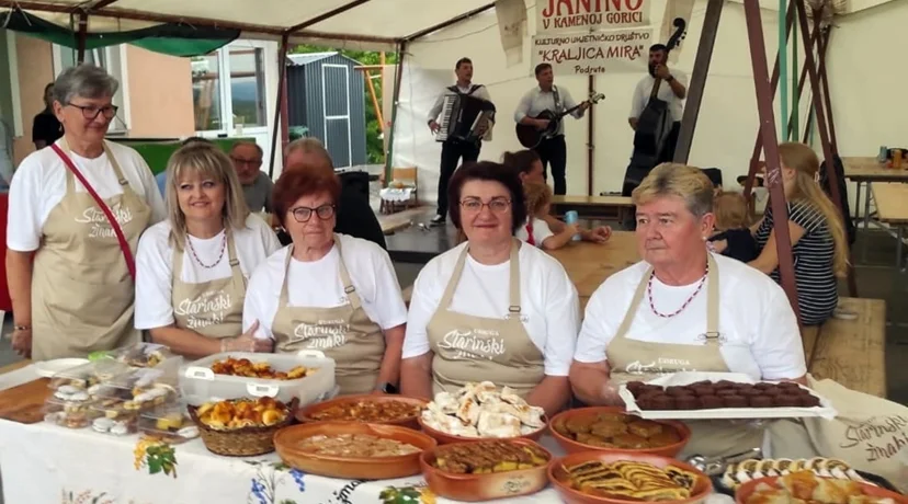 Članicama Udruge „Starinski žmaki“ druga nagrada za najbolju bučnicu