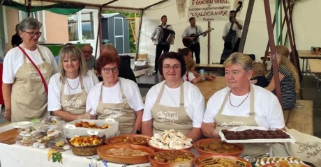 Članicama Udruge &bdquo;Starinski žmaki&ldquo; druga nagrada za najbolju bučnicu
