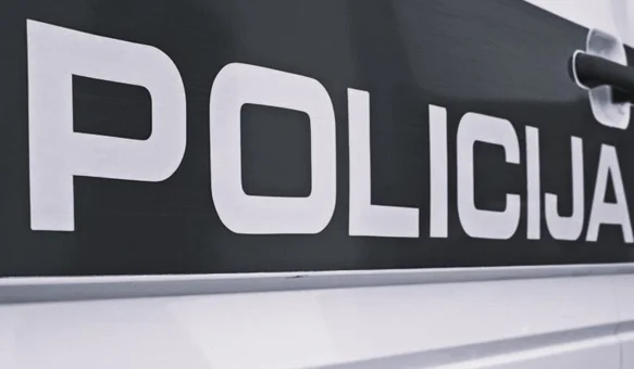 U sudaru poginuli vozač i jednogodišnje dijete
