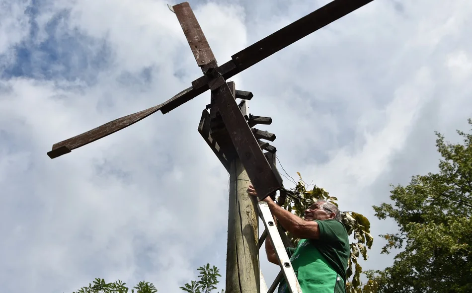 Na Mintas bregu postavljen klampotic