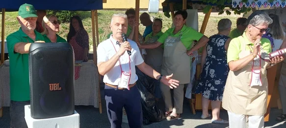Lovrečevo u Šćepanju &ndash; klopotec, domaće delicije, odlično vino i glazba