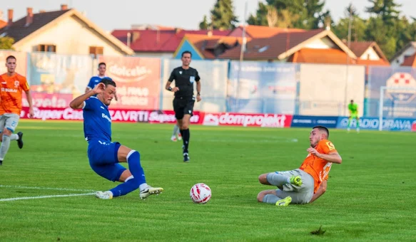 „Da prodamo odluku, pokušaj malo ovaj udarac sad koljenom u glavu naglasiti”