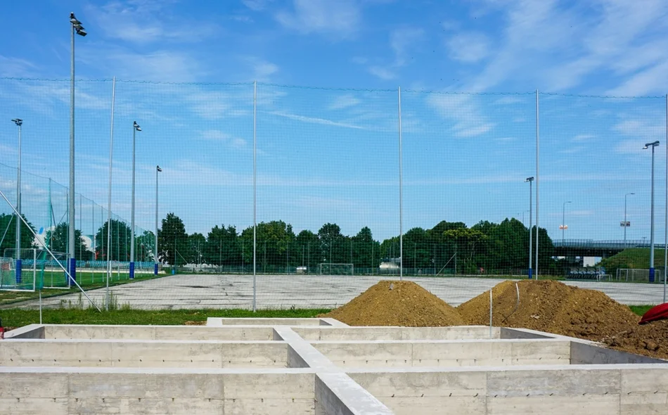 Glavni teren nogometne Akademije dobiva novi travnjak, tribine i svlačionice