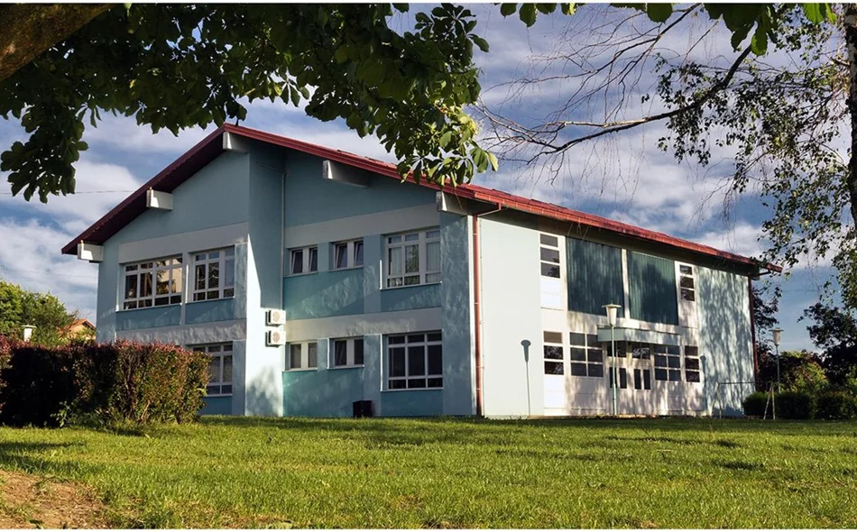 Svim osnovnoškolcima besplatne radne bilježnice
