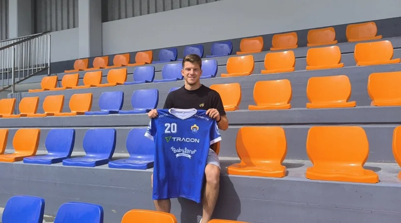 Ukrajinski napadač Anatoliy Snozyk pojačava Bumbare