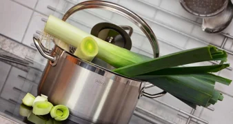 Djeluje kao prirodni antibiotik i pomaže u detoksikaciji organizma