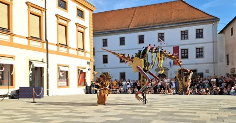 VIDEO Divovski Chromosaur zagospodario varaždinskim Korzom