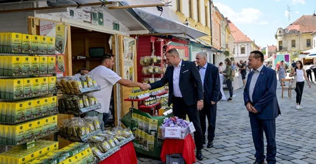 Ministar Vlajčić: &bdquo;Ovakvi festivali važni su za promociju lokalnih proizvoda i proizvođača&rdquo;
