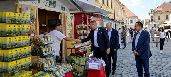 Ministar Vlajčić: &bdquo;Ovakvi festivali važni su za promociju lokalnih proizvoda i proizvođača&rdquo;