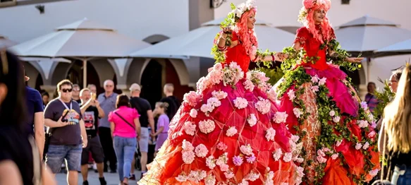 VIDEO Uživajte u plesu gracioznosti, umijeća i vizualne čarolije na štulama