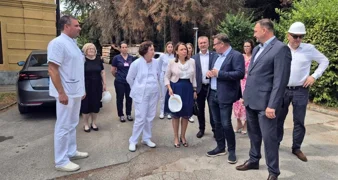 Ministrica u obilasku gradilišta: &bdquo;Ulaganja podižu kvalitetu zdravstva&rdquo;