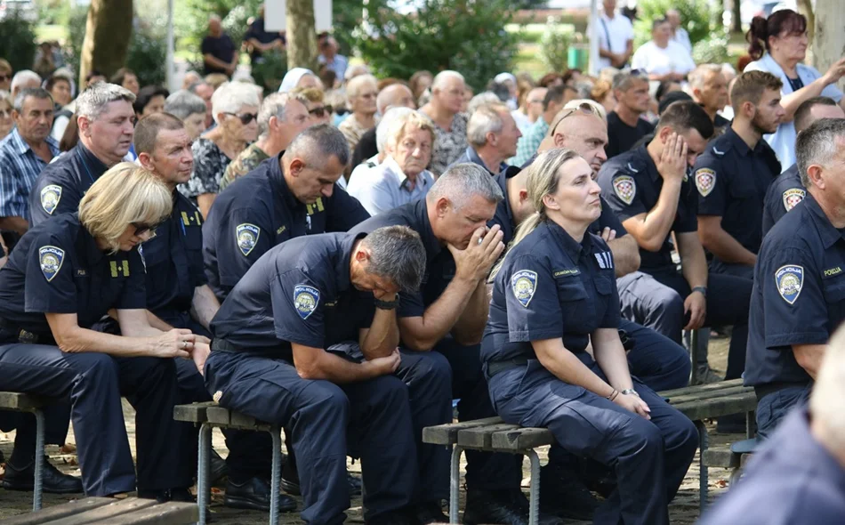 FOTO Hrvatska vojska i policija hodočastili u svetište Predragocjene Krvi Kristove