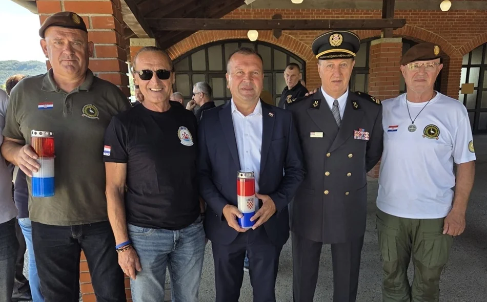 Obilježena godišnjica smrti generala Željka Dvekara
