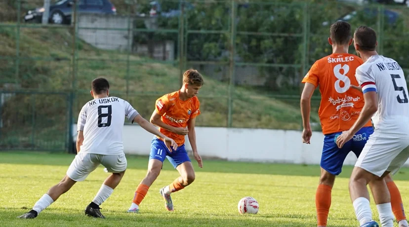 Bumbari minimalno poraženi u sudačkoj nadoknadi