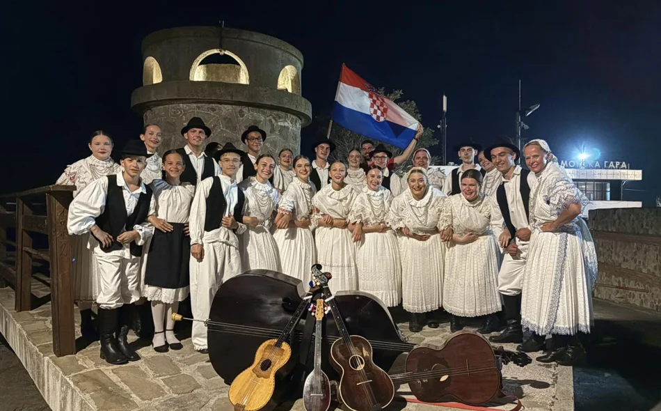 KUD „Elizabeta“ predstavio jalžabetsku tradiciju na bugarskoj pozornici