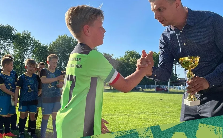 Mali nogometaši igraju za Sandijevo zdravlje