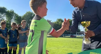 Mali nogometaši igraju za Sandijevo zdravlje