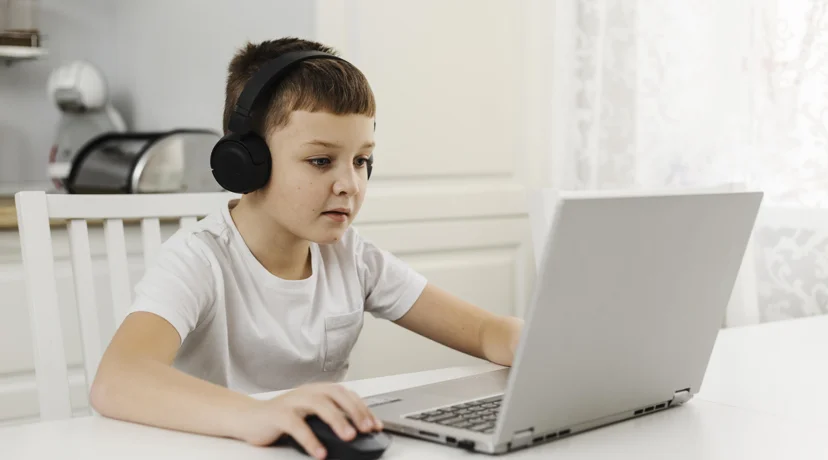 Kako djecu zaštititi od online prijetnji i sačuvati njihovo povjerenje