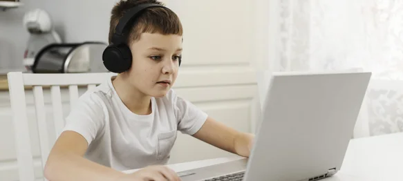 Kako djecu zaštititi od online prijetnji i sačuvati njihovo povjerenje