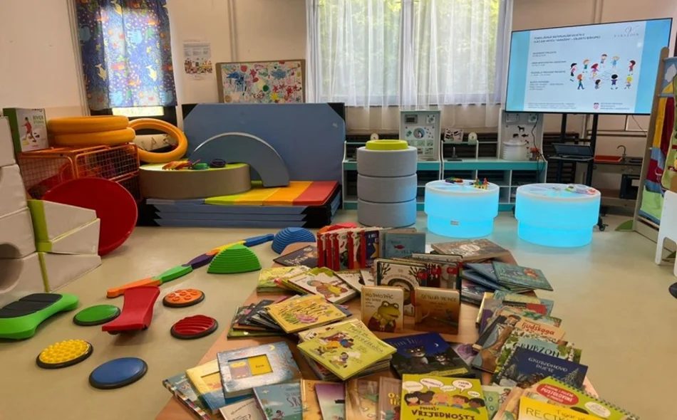 AUDIO Mališane razveselila nova didaktička i sportska oprema