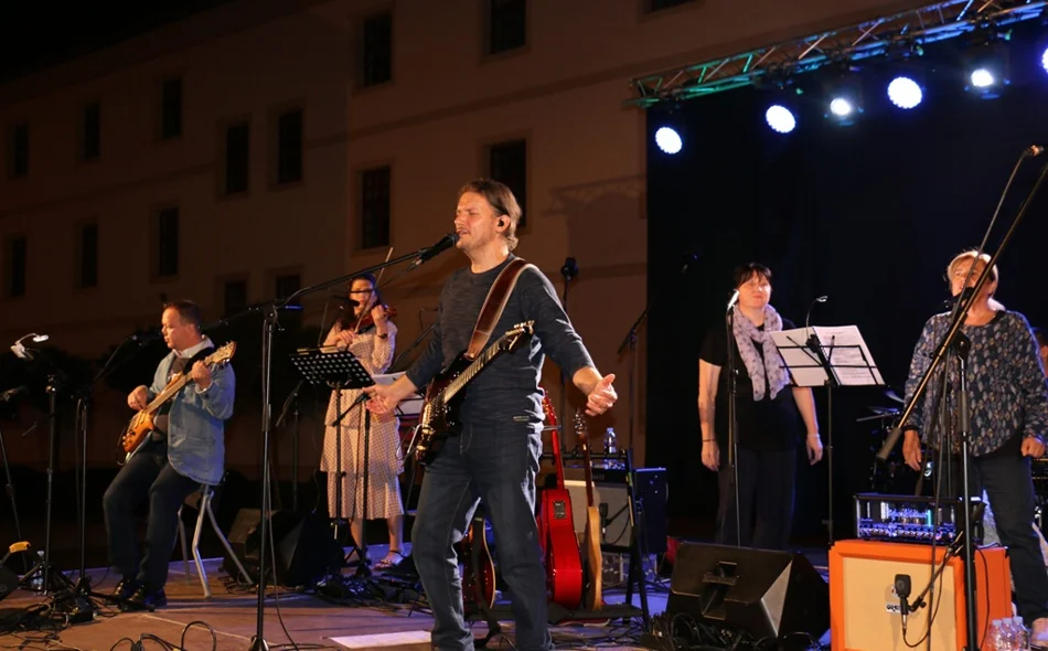 Antonio Tkalec poziva na koncertni spektakl u dvorani Šeste OŠ u Varaždinu