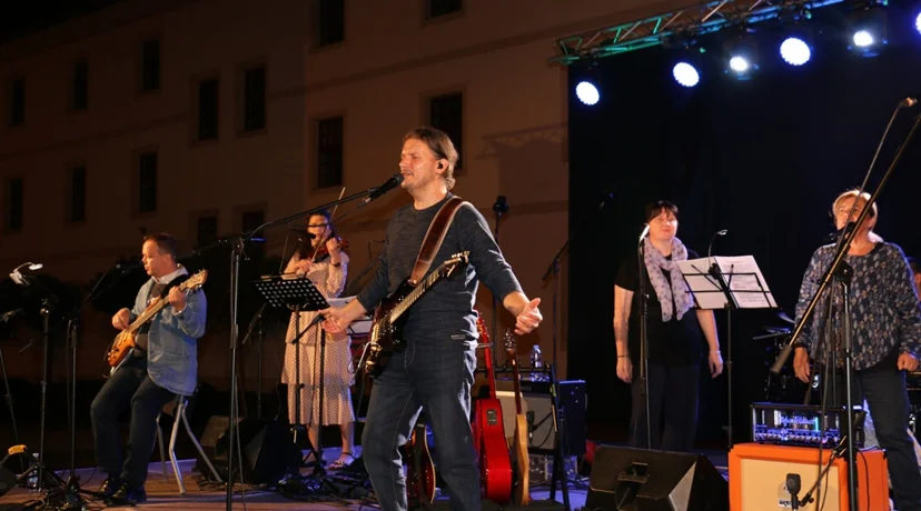 Antonio Tkalec poziva na koncertni spektakl u dvorani Šeste OŠ u Varaždinu