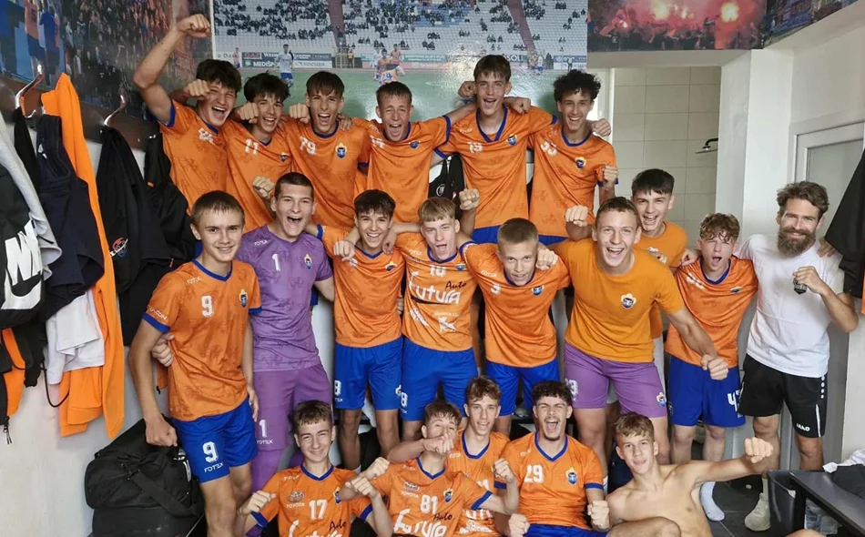 Kadeti Bumbara slavili u Sisku i skočili na vrh tablice