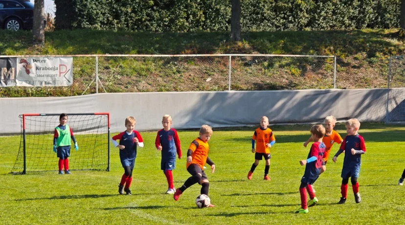FOTO Deset ekipa i 80 malih nogometaša na 50. rođendanu Poleta