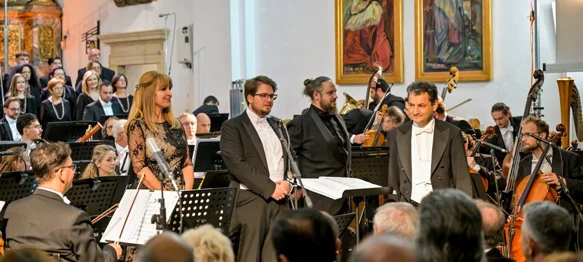 Izvedba &bdquo;Kralja Tomislava&rdquo; Davora Bobića u prepunoj varaždinskoj katedrali