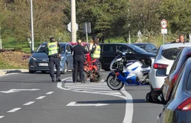 Neregistriranim quadom i bez vozačke zabio se u – pijanog vozača auta