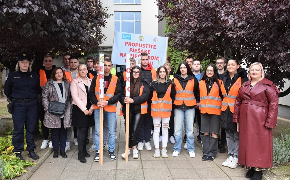 AUDIO „Učenici i roditelji oprez – romobili i bicikli nisu igračke!”