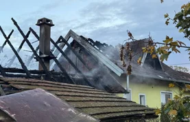 FOTO U jutrošnjem požaru gorjela obiteljska kuća u Petrijancu