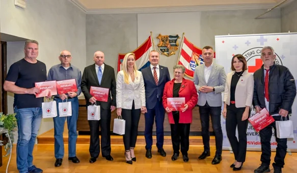 &quot;Osjećaj da si nekom spasio život neprocjenjiv je&quot; - U Županijskoj palači prijem za dobrovoljne darivatelje krvi