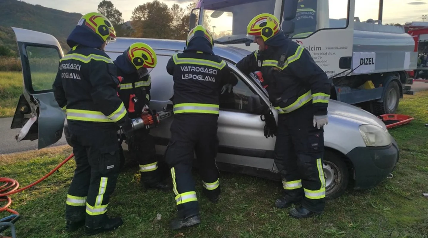 FOTO Vježba potvrdila spremnost i učinkovitost svih hitnih službi