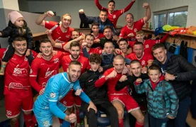 Slavlje igrača ŠNK Poleta iz Tuhovca nakon nove pobjede protiv Jalžabeta