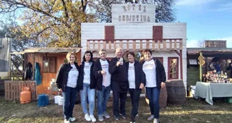 Gradonačelnica Ratković s prijateljima osvojila treće mjesto u topljenju čvaraka u Hlebinama!