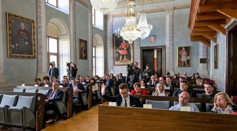 AUDIO Lukačić: „Skupština nije pozornica za političke predstave već prostor za argumentiranu raspravu”