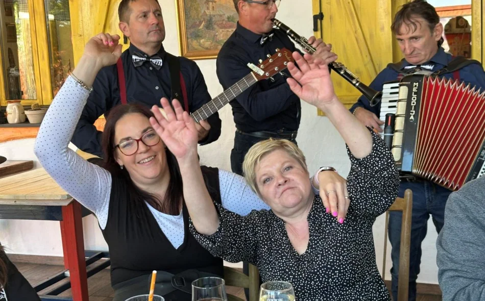 Zaposlenici Santa Marie priredili emotivan oproštaj svojoj prvoj umirovljenici u povijesti restorana