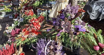 FOTO Aranžmani i multiflore najpopularniji, tek rijetki sami rade svoje cvjetne košarice