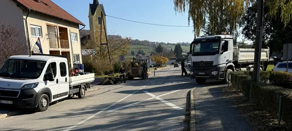 Nastavlja se ulaganje u cestovnu infrastrukturu – gradi se povišeni pješački prijelaz između škole i ambulante