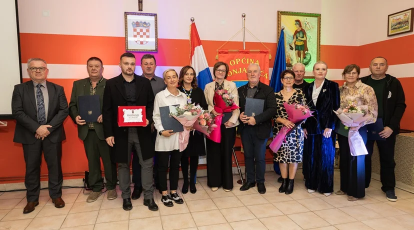 AUDIO I FOTO Priznanje za životno djelo posthumno dodijeljeno Mariu Medenjaku