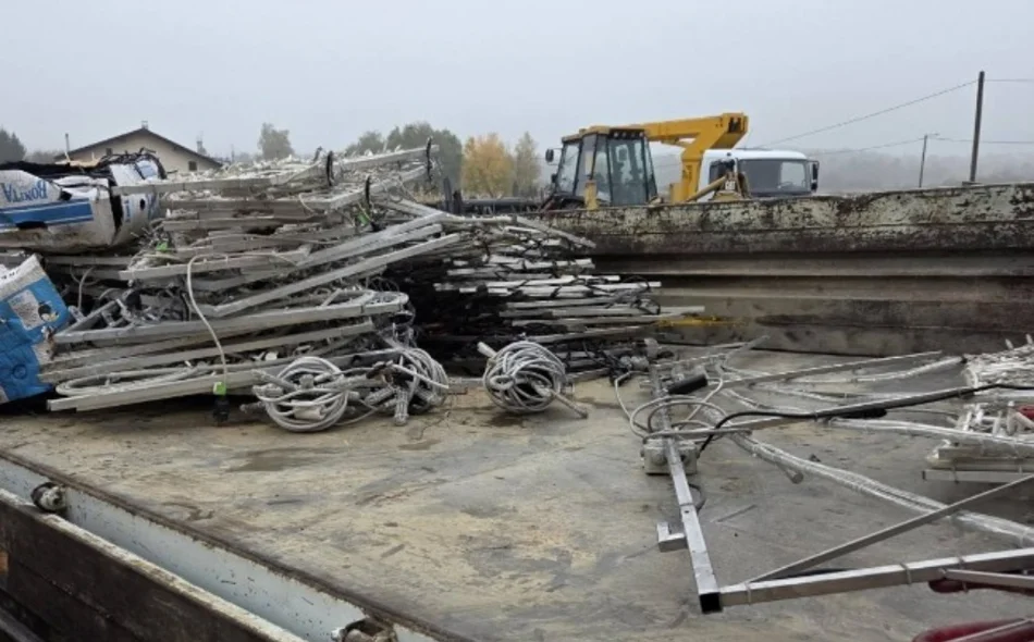 Gradonačelnik Šoštarić zatekao odbačene adventske ukrase bivše vlasti: Ovo je kap koja je prelila čašu!