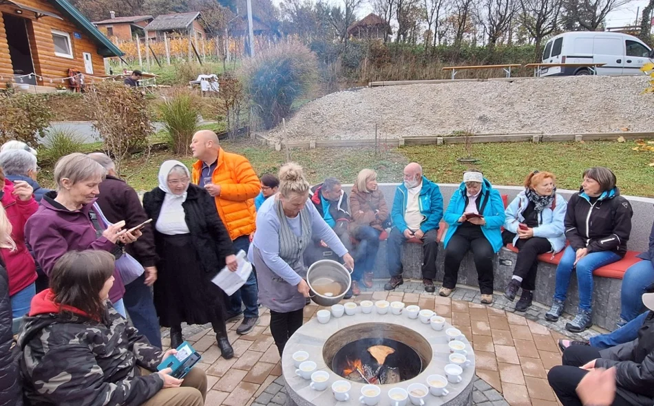 FOTO Planinarski Martinjski vikend proslavljen na najbolji mogući način - u prirodi uz dobru kapljicu i živu glazbu!