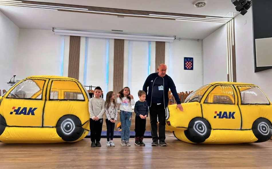 Skupine Žabice i Loptice iz Sračinca učile o sigurnosti u prometu