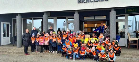 Skupine Žabice i Loptice iz Sračinca učile o sigurnosti u prometu