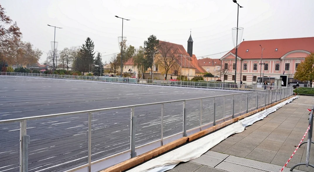 HO,HO, HO Bosilj otkrio kada se otvara najveće klizalište u Hrvatskoj i kakvi nas noviteti očekuju na Adventu