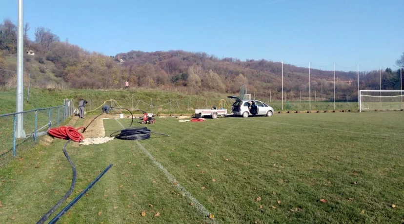 Na igralištu NK Mladost ugrađuje se moderan sustav za navodnjavanje