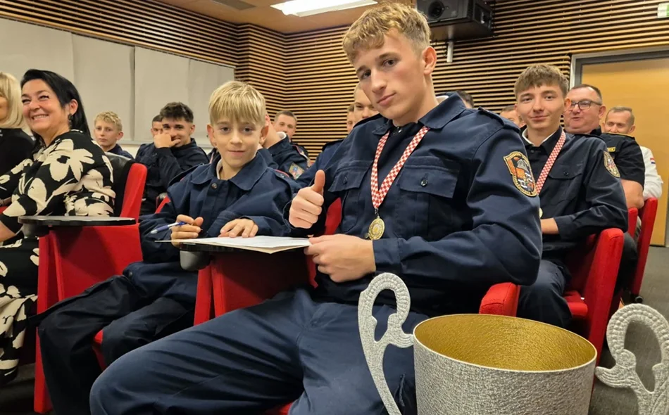 Grad Novi Marof nagradio najuspješnije sportaše i mlade vatrogasce