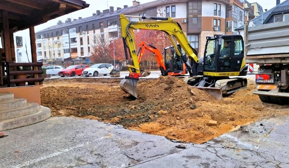 Počeli radovi na uređenju javnog parkirališta i dijela gradske nerazvrstane ceste u Malezovoj ulici
