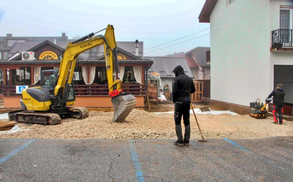 Počeli radovi na uređenju javnog parkirališta i dijela gradske nerazvrstane ceste u Malezovoj ulici